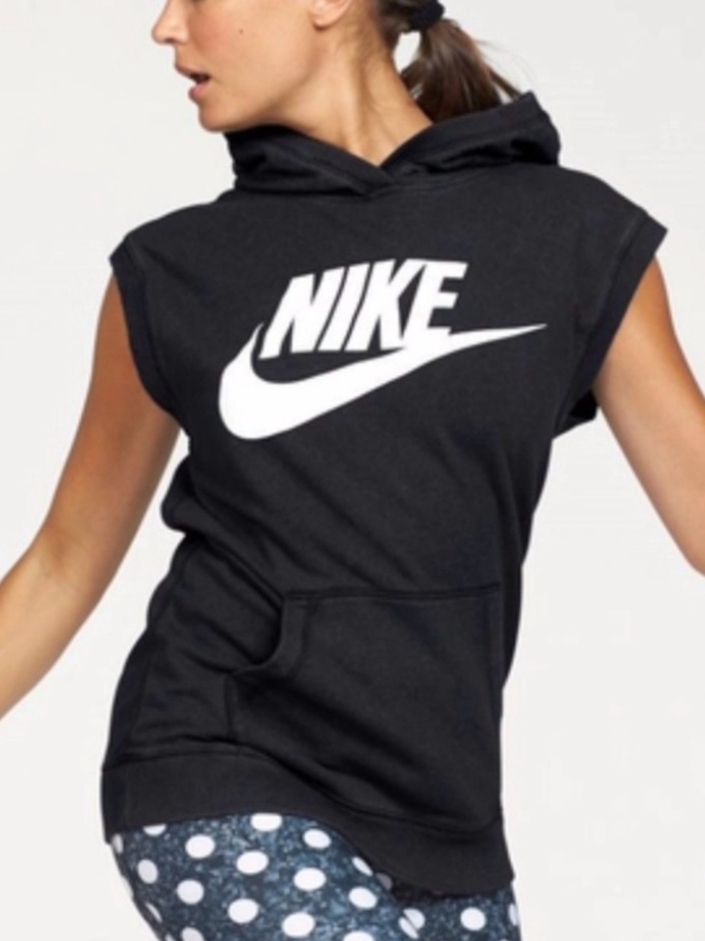 NWT Nike Women's Solstice Sleeveless
Pullover Hoodie (871751-010) XL